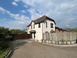 9, Chyvelah Ope, Gloweth, Truro TR1 3YA