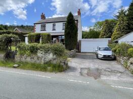 Fairmount, B5426 Wern Road, Pentre, Minera LL11 3DP
