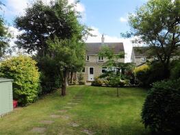 2, Oakhurst, Chippenham SN15 4LG