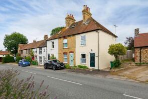 7, Ark Cottages, Canterbury Road, Folkestone CT18 8DE