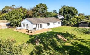 Tresco, Maenporth Road, Falmouth TR11 5HR