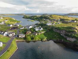 The Old Manse, Scalpay, Isle Of Scalpay HS4 3XU