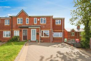 3, Meadow Gardens, Atherstone CV9 2DA