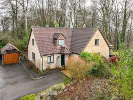 8, Avon Heights, Avonpark, Bath BA2 7JR
