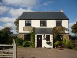 T' Whit T' Woo, Trewint, Access To The Anchorage Reservoir, Altarnun, Launceston PL15 7TG