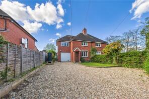 1, Wolverton Villas, New Road, Little London RG26 5ET