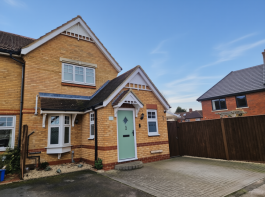 16, Tulip Close, Biggleswade SG18 8TR