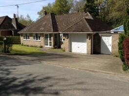 Moonrakers, Weavers Lane, Inkpen, Hungerford RG17 9QE