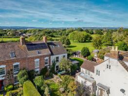 1, Elmtree Villa, Wanswell, Berkeley GL13 9SE