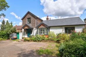 The Conifers, South Lane, Salisbury SP5 2BZ