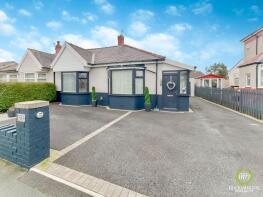 13, Dyneley Avenue, Burnley BB10 4JD