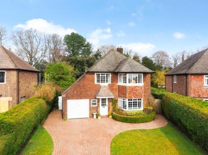 Woodfield Drive, Winchester