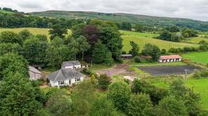 Crosshouse Farm, Strathblane Road, Campsie Glen, Lennoxtown G66 7AR
