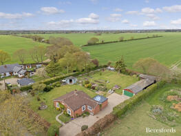 Graeston, Ardleigh Road, Manningtree CO11 2QA