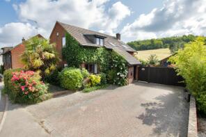 Kiplings, Valley Road, Longfield DA3 8NL