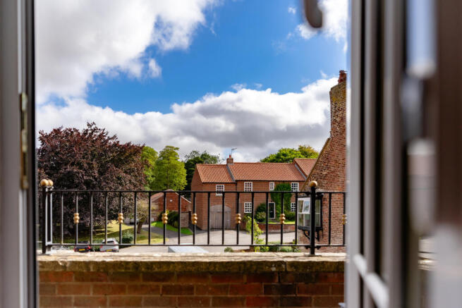 5-S6-HunmanbyHall