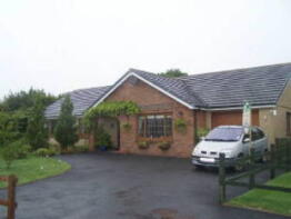5, Rhoslan, Upper Tumble, Llanelli SA14 6DX