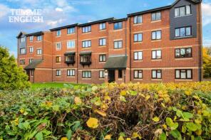 100, Waterville Drive, Vange, Basildon SS16 4TY
