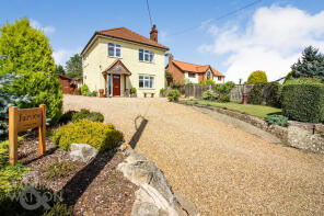 Fairview, Redgrave Road, Diss IP22 2HL