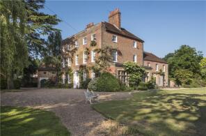 The Manor House, Middle Green, Slough SL3 6BS
