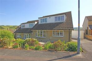 8, Yew Tree Close, Low Bradley, Keighley BD20 9HZ