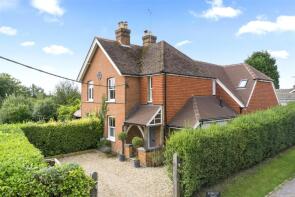 Forest End, Horsham Road, Dorking RH5 5RZ