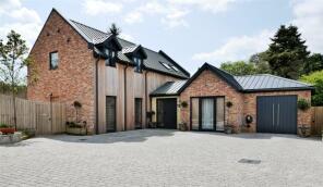 Oldbury Barn, Maiden Lane, Calne SN11 8UZ