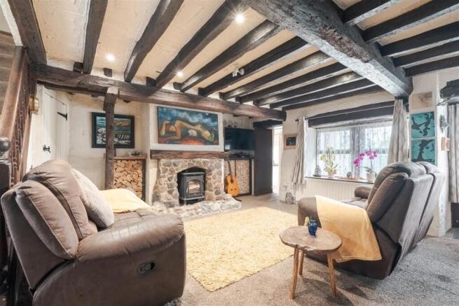 Lounge 1