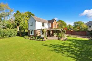 Fairview House, Back Lane, Shipbourne, Tonbridge TN11 9PP