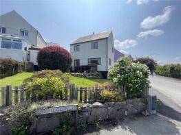 40, Caeau Gleision, Bangor LL57 4EW