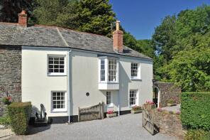 7, The Quay, Balls Cross To Batson Hill, Salcombe TQ8 8NN