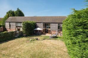 2, Shipley Hall Barns, Bridgnorth Road, Wolverhampton WV6 7EQ