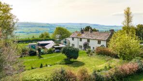 Newbanks Cottage, Aughton Brow, Lancaster LA2 8LU