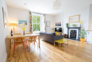 Flat 4, 2, Woodlane Crescent, Falmouth TR11 4QS
