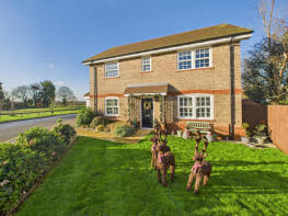 11, Lummas Mead, Chinnor OX39 4FQ