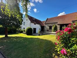 St Nyverns Chapel House, Manor Farm, Crick NP26 5BR