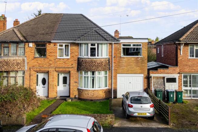 Anchorway Road_FrontShot.jpg