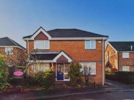 37, Kingfisher Way, Christchurch BH23 4RT