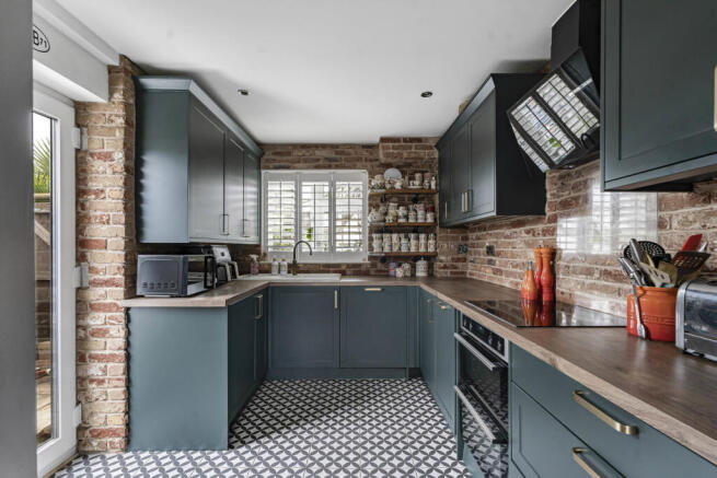 Reception/Kitchen