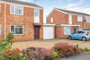 31, Stirling Road, St. Ives PE27 3UU
