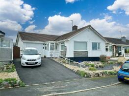 58, Longlands Drive, Heybrook Bay PL9 0BL
