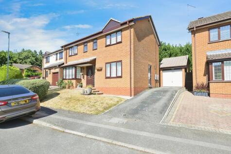 Tideswell Close, Northampton, Northamptonshire, NN4
