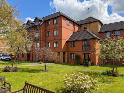 Oaktree Court, Kettering