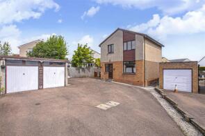 14, Woodbank Grove, Dunfermline KY12 9XP