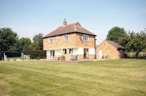 Lindisfarne, Blue Bell Cottages, Roxton Road, Chawston MK44 3BL