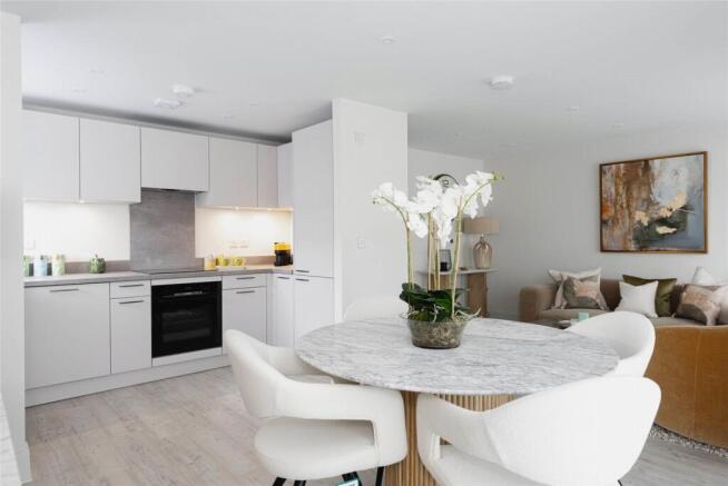 Show Home Dining