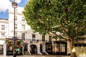 Flat 1, 36, Queensway, London W2 3RX
