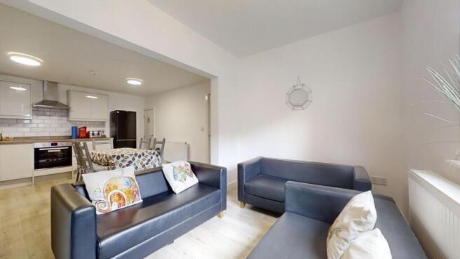 Open Plan Lounge & Kitchen