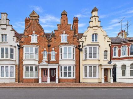 York Road, Worthing, BN11 3EN
