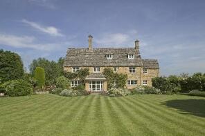 Briar Hill House, Road From West Of Sedgecombe House To Park Road, Chipping Campden GL55 6XB